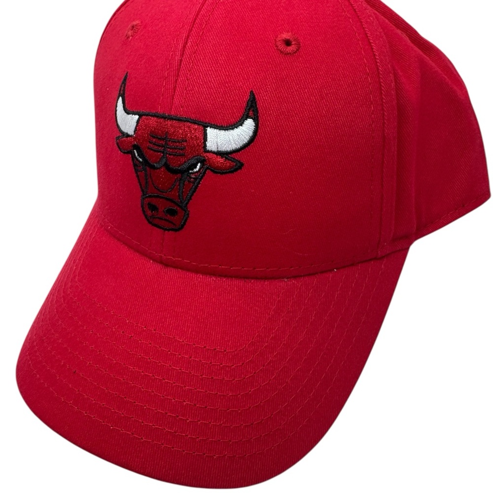 NBA Chicago Bulls Fan Favorite Cap - Picture 6 of 16